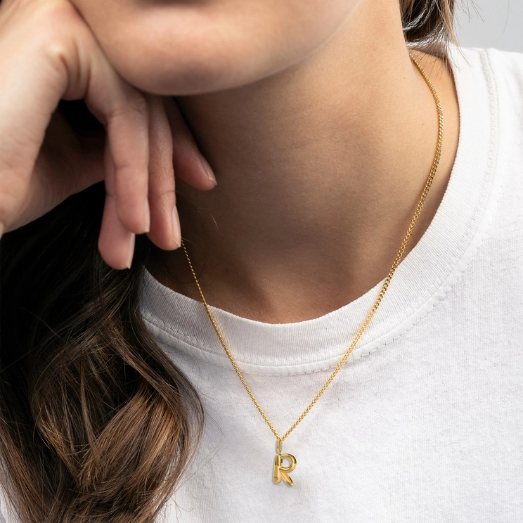 R diamond initial charm