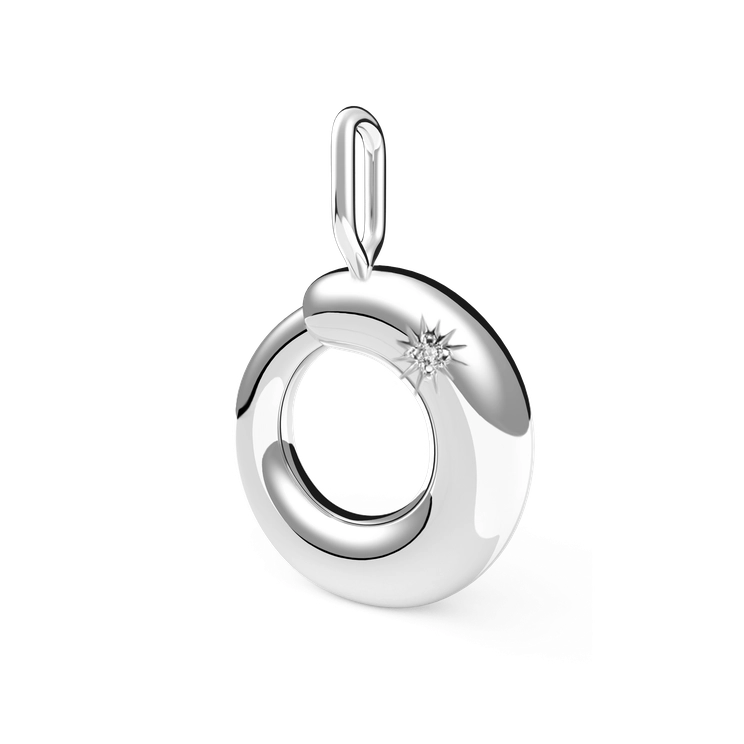 O diamond initial charm